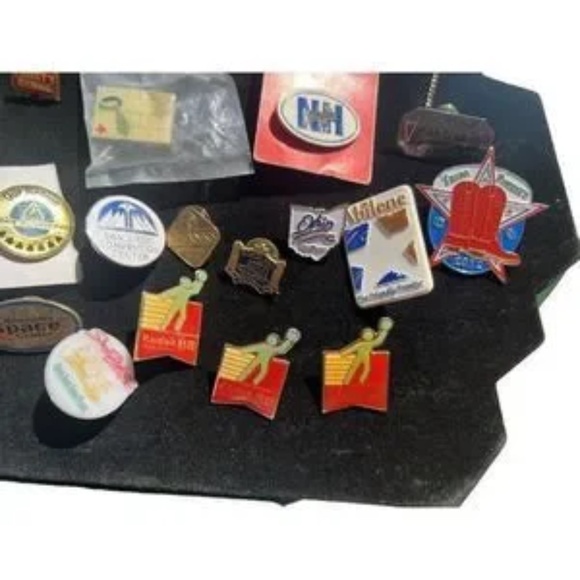 Assorted Lapel Pins Collection – Unisex Fashion, 2004 & 1998 Olympic Games - Picture 3 of 9